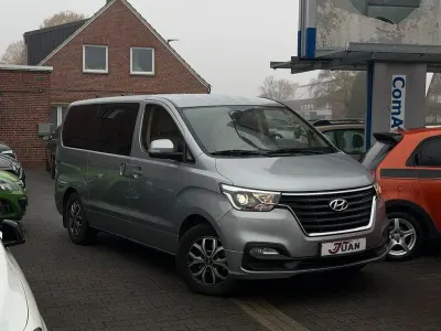 Gebraucht Hyundai H-1 Premium 170 PS (125 kW) 2019 Grau Van / Kleinbus