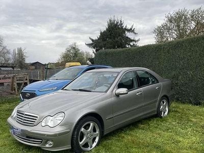 Gebraucht Mercedes C180 143 PS (105 kW) 2005 Bronze Limousine