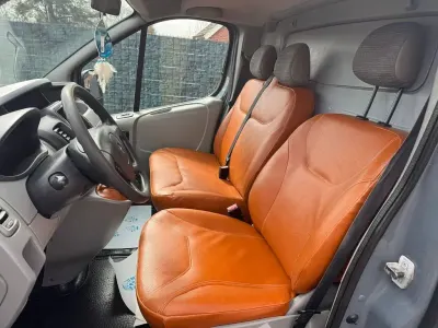 Gebraucht Renault Trafic 114 PS (83 kW) 2011 Grau Van / Kleinbus