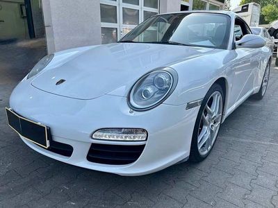 Porsche 911 Carrera