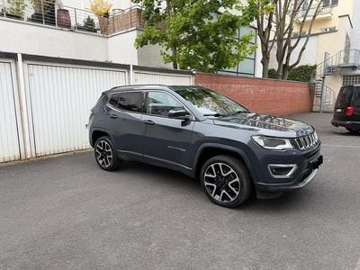 Używany Jeep Compass Limited 170 KM (125 kW) 2019 Szary SUV