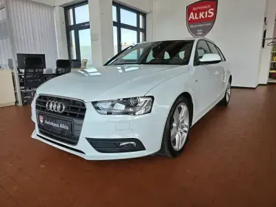Gebraucht Audi A4 S-Line 300 PS (220 kW) 2012 Gletscherweiss (metallic) Kombi