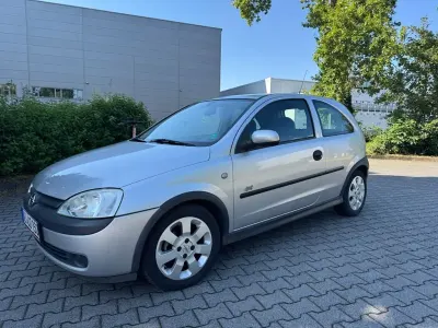 Gebraucht Opel Corsa Elegance 75 PS (55 kW) 2001 Silber Kleinwagen