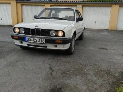 Gebraucht BMW 316 99 PS (72 kW) 1990 Weiß