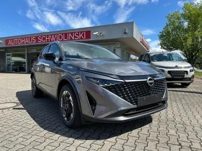 Neu Nissan Qashqai N-Connecta 158 PS (116 kW) 2026 Grau SUV