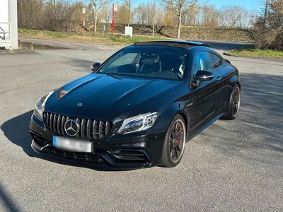 Mercedes C63 AMG