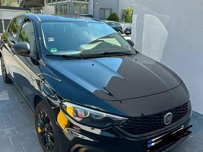 Gebraucht Fiat Tipo Street 95 PS (69 kW) 2020 Schwarz Limousine