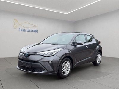 Grau Gebraucht 2023 Toyota C-HR SUV | 19.733 €