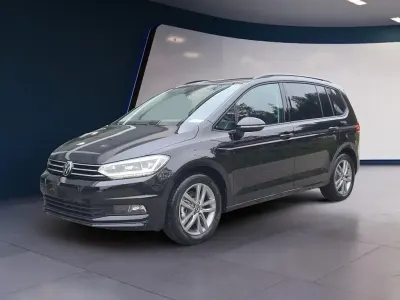 Neu VW Touran Comfortline 150 PS (110 kW) 2026 Schwarz Van / Kleinbus