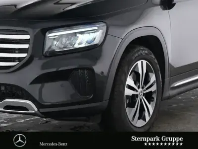 Gebraucht Mercedes GLB180 Progressive 136 PS (100 kW) 2025 Schwarz SUV