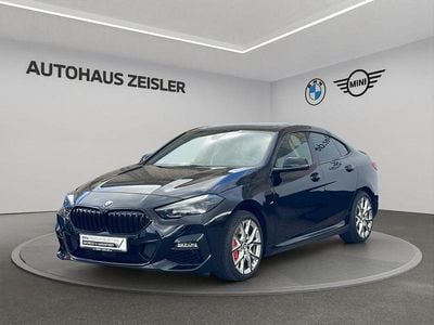 Saphirschwarz Gebraucht 2024 BMW 220 Comfort Edition Coupé | 33.440 € (Guter Preis)