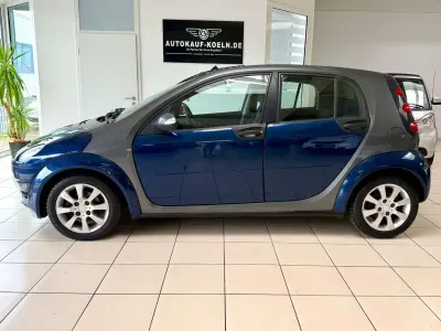 Gebraucht Smart ForFour Passion 109 PS (80 kW) 2007 Star blue metallic (metallic) Kleinwagen