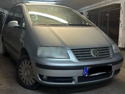 VW Sharan