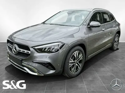 Gebraucht Mercedes GLA200 Progressive 163 PS (119 kW) 2025 Metalliclack mountaingrau SUV