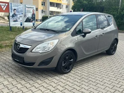 Gebraucht Opel Meriva 101 PS (74 kW) 2011 Braun Van / Kleinbus