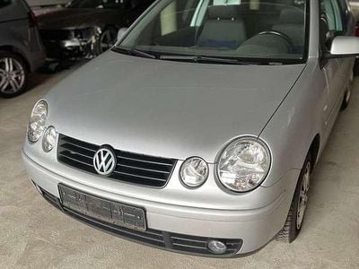 Silber Gebraucht 2002 VW Polo Trendline Limousine | 2.900 € (Etwas zu teuer)