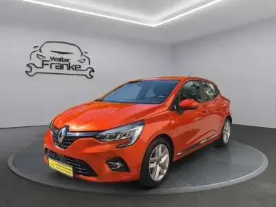 Gebraucht Renault Clio Business 72 PS (52 kW) 2020 Valencia orange Kleinwagen