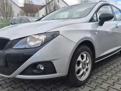 Gebraucht Seat Ibiza 82 PS (60 kW) 2012 Silber Limousine