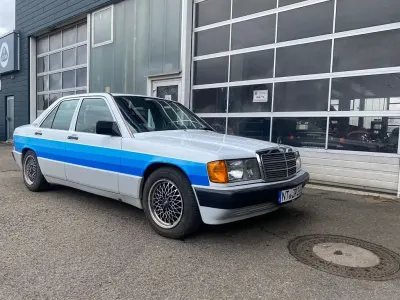 Brugt Mercedes 190 132 HK (97 kW) 1990 Hvid Sedan