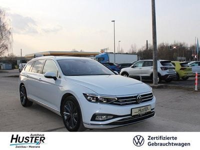 Usata VW Passat Elegance 150 CV (110 kW) 2023 Bianco Station wagon