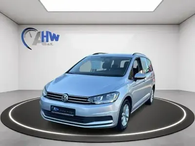 Gebraucht VW Touran Comfortline 150 PS (110 kW) 2018 Silber Van / Kleinbus