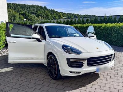 Porsche Cayenne GTS