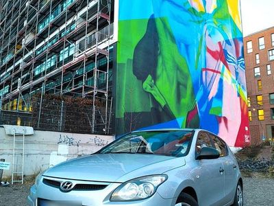 Silber Gebraucht 2008 Hyundai i30 Edition Limousine | 2.380 € (Fairer Preis)