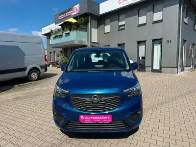 Gebraucht Opel Combo Life Edition 110 PS (80 kW) 2020 Blau Limousine