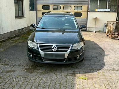 Second-hand VW Passat 170 CP (125 kW) 2008 Negru Break