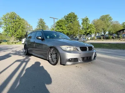 Gebraucht BMW 325 Performance 197 PS (144 kW) 2010 Grau Kombi