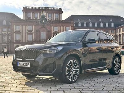 Gebraucht BMW iX1 M Sport 230 kW (313 PS) 2023 Schwarz SUV