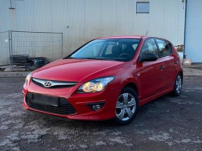 Gebraucht Hyundai i30 Classic 109 PS (80 kW) 2010 Rot Kombi