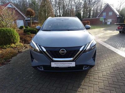 Ceramic grey Gebraucht 2023 Nissan Qashqai Tekna SUV | 30.990 € (Teuer)