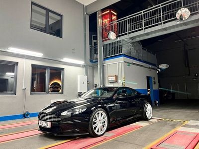 Aston Martin DBS