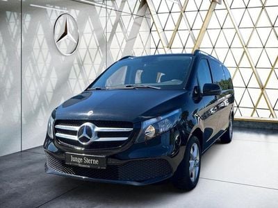 Mercedes V220