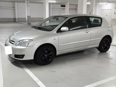 Gebraucht Toyota Corolla Sol 110 PS (80 kW) 2004 Silber Limousine