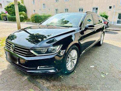 Gebraucht VW Passat 120 PS (88 kW) 2016 Schwarz Kombi