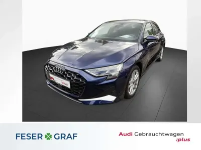 Gebraucht Audi A3 Ambiente 150 PS (110 kW) 2025 Navarrablau metallic Limousine