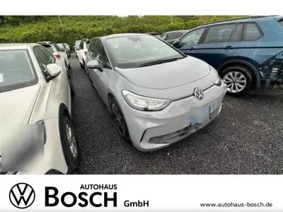 Gebraucht VW ID.3 Pro 150 kW (204 PS) 2024 Mondsteingrau Kleinwagen