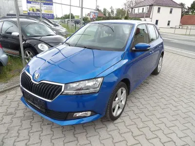 Używany Skoda Fabia Cool Plus 75 KM (55 kW) 2019 Niebieski Hatchback