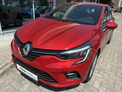 Gebraucht Renault Clio V Intens 131 PS (96 kW) 2021 Rot Limousine