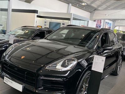 Second-hand Porsche Cayenne Platinum Edition 462 CP (339 kW) 2024 Negru SUV