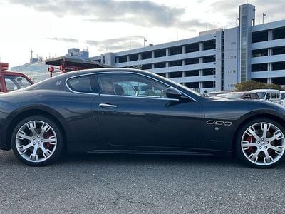 Usata Maserati Granturismo 441 CV (324 kW) 2010 Grigio Coupé