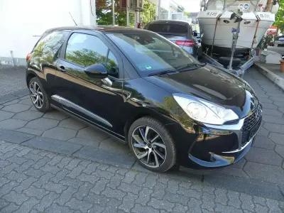 Gebraucht Citroën DS3 So Chic 110 PS (80 kW) 2019 Noir perla nera Kleinwagen