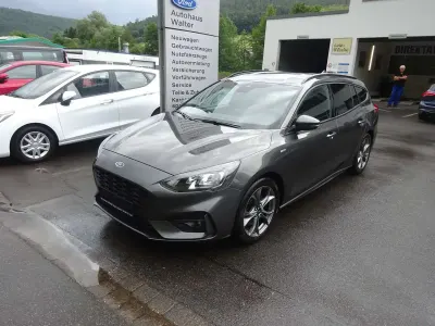 Gebraucht Ford Focus ST-Line 155 PS (114 kW) 2020 Magneticgrau (metallic) Kombi