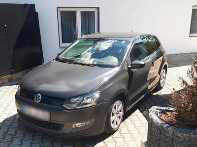 Gebraucht VW Polo 105 PS (77 kW) 2014 Grau Kleinwagen