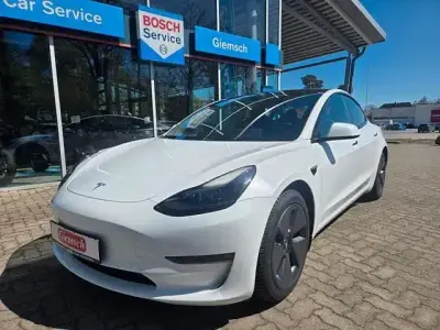 Gebraucht Tesla Model 3 Long Range RWD 258 kW (351 PS) 2022 Weiß Limousine
