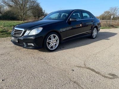 Second-hand Mercedes E250 Avantgarde 204 CP (150 kW) 2011 Negru Berlinǎ