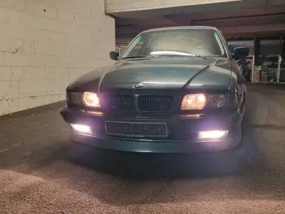 Gebraucht BMW 730 218 PS (160 kW) 1996 Grün Limousine