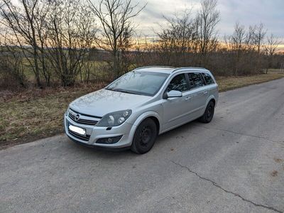 gebraucht Opel Astra Caravan 1.6 Cosmo Xenon Panoramadach AHK